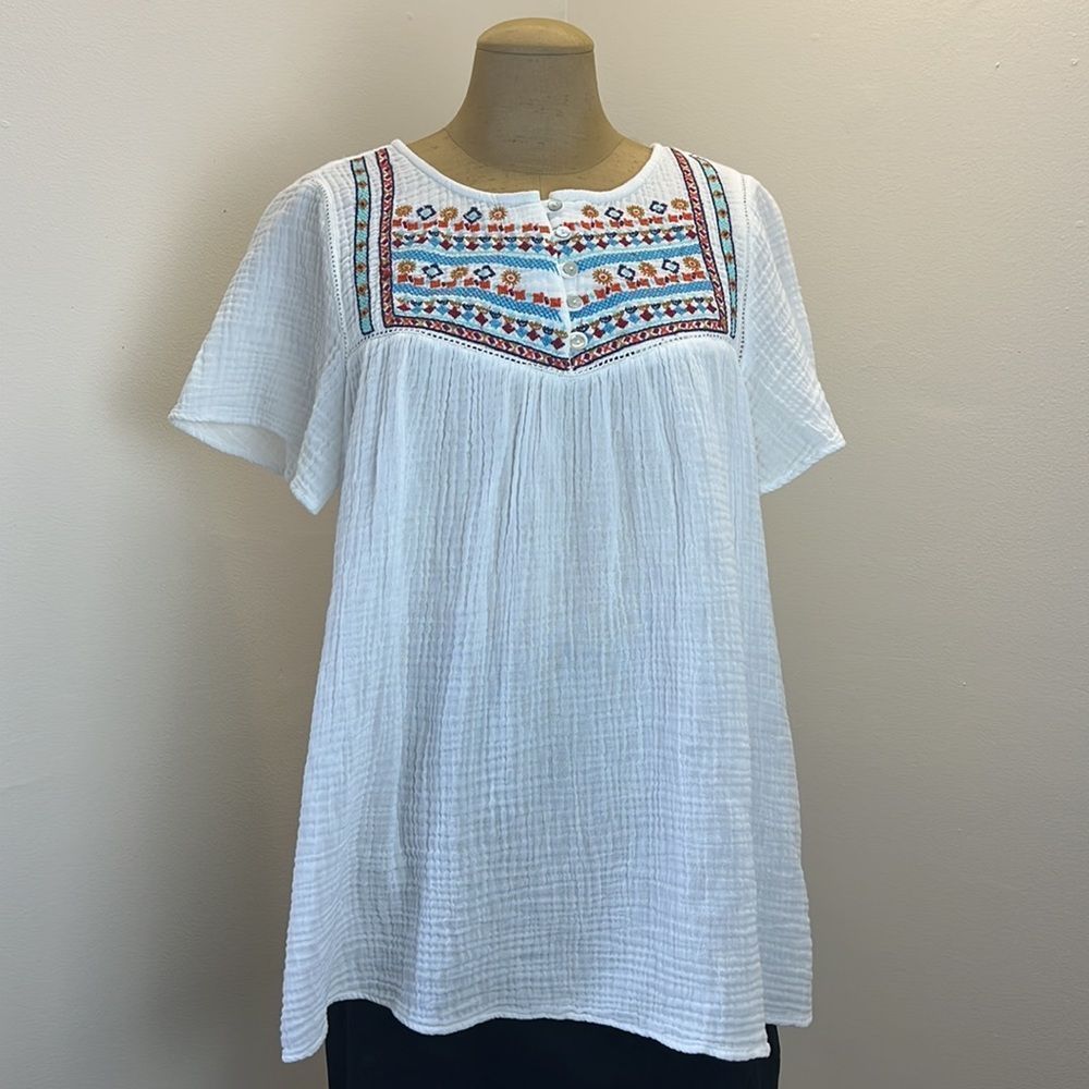 Beach Lunch Lounge Embroidered Top